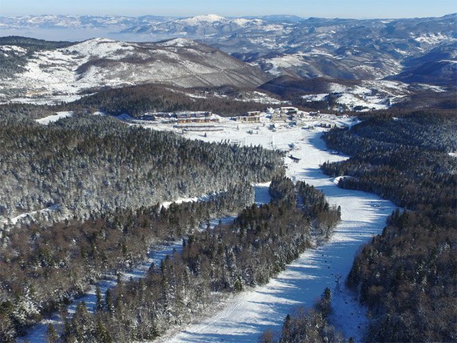 Bjelašnica: U snježnoj lavini povrijeđena tri planinara