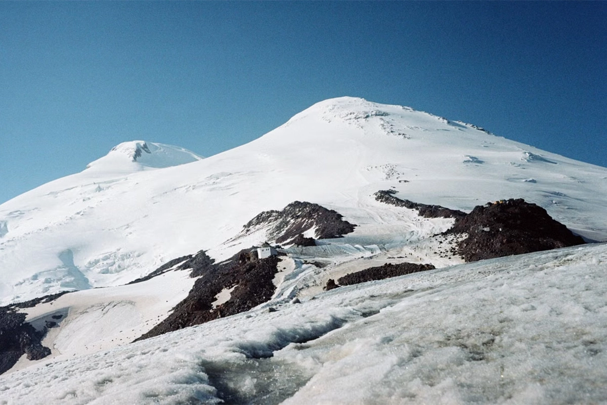 Preživjeli planinari s Elbrusa stižu u BiH, tijela stradalih još u Rusiji