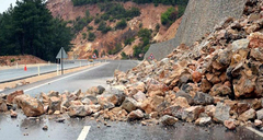 Vozači oprez, povećana opasnost od odrona