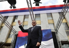 Dodik nakon presude iznio ozbiljne optužbe na račun sudije Uzunović, a za Šmita ima poruku – srednji prst