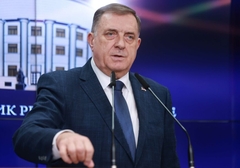 Dodik ponovio da u Srpskoj neće djelovati vanustavne institucije BiH