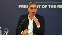 "Čeka te metak": Nepoznata osoba prijetila Vučiću na Instagramu