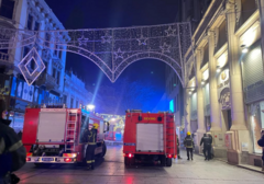 Buknuo požar u butiku u Knez Mihailovoj (VIDEO)