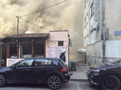Požar na ulazu u Stari grad u Trebinju, gorjela roštiljnica