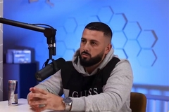 Reper Adnan Nikšić Sajfer policiji izjavio da se sam ranio