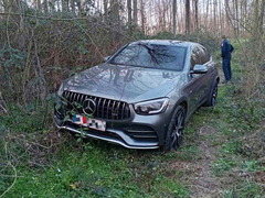 Lažirao krađu "mercedesa" od 110.000 KM: Državljanin Austrije osumnjičen za prevaru