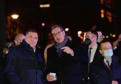 STIŽU RESPIRATORI Vučić sutra u Srbiji uručuje medicinsku opremu Republici Srpskoj