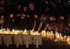 CETINJE TUGUJE Slike ubijenih obasjane svijećama