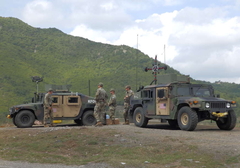 KFOR rasporedio svoje snage: Na nekoliko punktova na Sjeveru Kosova postavljena oprema (FOTO)