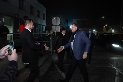 Milorad Dodik stigao u Izborni štab u Doboju (FOTO)