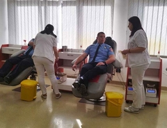 Pripadnici PU Bijeljina u humanoj misiji - tradicionalna akcija DDK (FOTO)