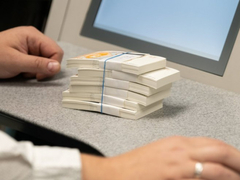 Od danas upis štednih obveznica u RS: Rok do 5. aprila, minimalni ulog 100 KM