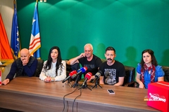 Bijeljina: Predstavom "Ženidba" otvoren pozorišni festival "Dani komedije" (FOTO)