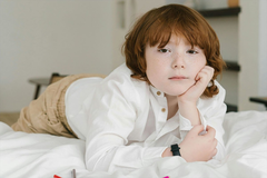 Šta reći djetetu kad kaže “dosadno mi je”: 5 fraza koje zaista djeluju