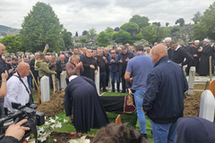 Sahranjena Sejda Bešlić, supruga legendarnog pjevača