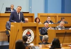 Dodik dao rok od sedam dana da se poništi Šmitov zakon i najavio reakcije