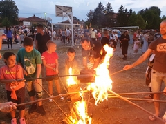 U Donjoj Trnovi učestvovalo 165 djece u tradicionalnom lilanju