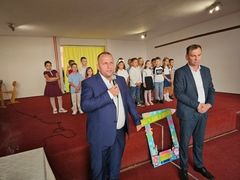 Novo ruho ugljevičke škole "Aleksa Šantić" (FOTO)