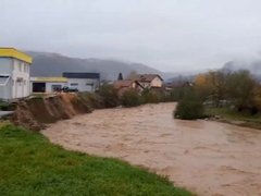 Poplave u Srpskoj - vanredno u Palama i Trnovu; Ugroženi objekti i most u Istočnoj Ilidži 