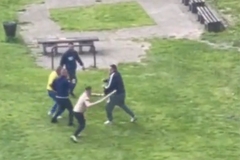 Tuča na igralištu, korištena motka (VIDEO)