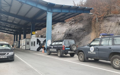 Kosovska carina poslala dodatno osoblje na Jarinje i Brnjak
