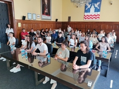 Najbolji učenici Bijeljine nagrađeni i stipendirani: Novčane nagrade za đake generacije i takmičare