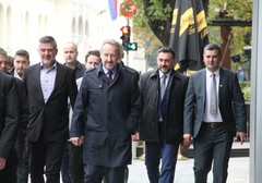 Izgleda da je stvarno bilo do Izetbegovića: Analiziramo da li je vlast na nivou BiH bolja bez SDA