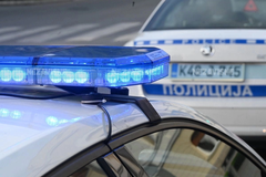 Tijelo žene pronađeno u dvorištu kuće u Laktašima, naložena obdukcija