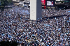 Ludnica u Buenos Ajresu: Pogledajte kako su Argentinci proslavljali svjetsku titulu (VIDEO)