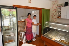 Atifa Savić umijeće pravljenja domaćih kolača pretvorila u posao (FOTO)