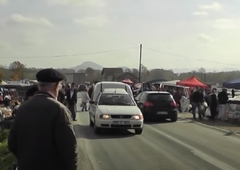 Uprkos mjerama, na pijaci u Osmacima 2.000 ljudi