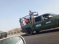 Pakao na ulicama Meksika nakon smrti "El Menča": Vojska na nogama, aktiviran crveni kod zbog odmazde narko-kartela /VIDEO/