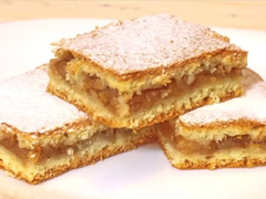 Recept naših baka za lijenu pitu: Sve se mjeri na čaše, a ukus nadmašuje svaku modernu verziju