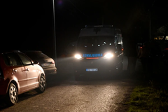 Hitna pomoć ISPRED KUĆE Darka Lazića: Potresne scene nakon tragične smrti njegovog brata