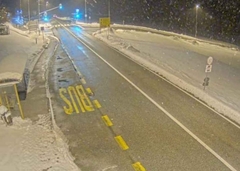 Obilne snježne padavine u Sloveniji: Brojne kuće ostale bez struje