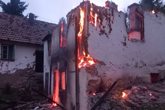 Izgorjela kuća u Palama: "Zatekli smo živo zgarište"