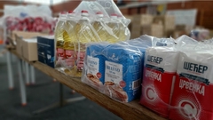 Vlada RS: Za ugrožene po 25 kg brašna i dva litra ulja