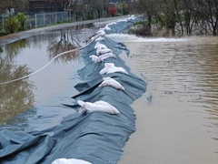 Una se u Kostajnici ne smiruje, vanredno stanje ostaje na snazi