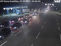 Kolone na pojedinim graničnim prelazima