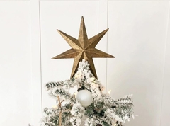 Zvijezdu svi stavljamo na vrh jelke: Evo koliko je jaka njena SIMBOLIKA i šta u stvari predstavlja