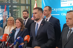 Ko su novi čelnici Novog Sada: Jakšić studente nazvao “volovima”