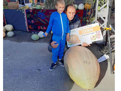GIGANTSKA TIKVA IZ FOČE: Milanko osvojio 200 KM na „Danima tikve“ u Istočnom Sarajevu!