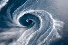 Evropu pogodila serija oluja: Novi ciklon prijeti orkanskim vjetrovima i visokim talasima