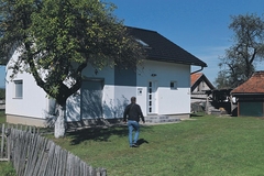 Banjalučani optuženi za razbojništvo i krađe: Pretukao djevojku pa s drugom otišao u pljačku