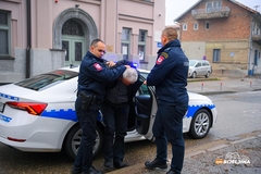 Profesor koji je uhapšen u Bijeljini osuđen na godinu zatvora za pedofiliju, treba platiti 3.000 KM