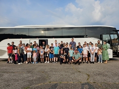 Mladi košarkaši iz Ugljevika otišli put Zlatibora: Učesnici Košarkaškog kampa Crvene Zvezde