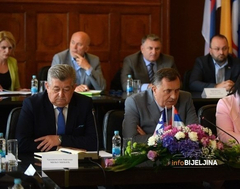 Povodom Dodikove pobjede oglasio se i sin Miće Mićića (FOTO)