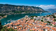 Crnu Goru u oktobru posjetilo 120.000 turista