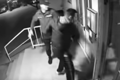 Policajci u Mostaru pretukli mladića zbog kršenja epidemioloških mjera? (VIDEO)