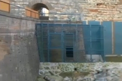 Zima se nastavlja, medvjed Uroš se vratio u pećinu